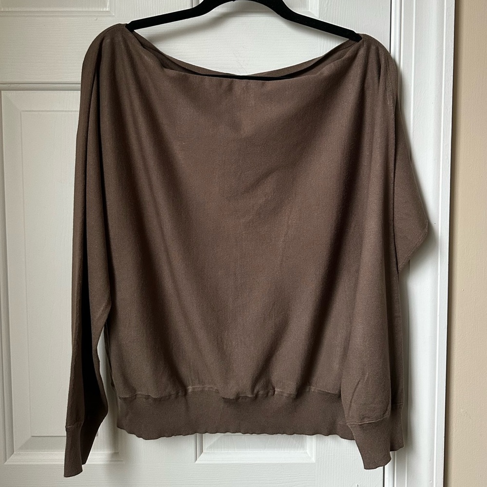 Aritzia Babaton Inspiration Sweater